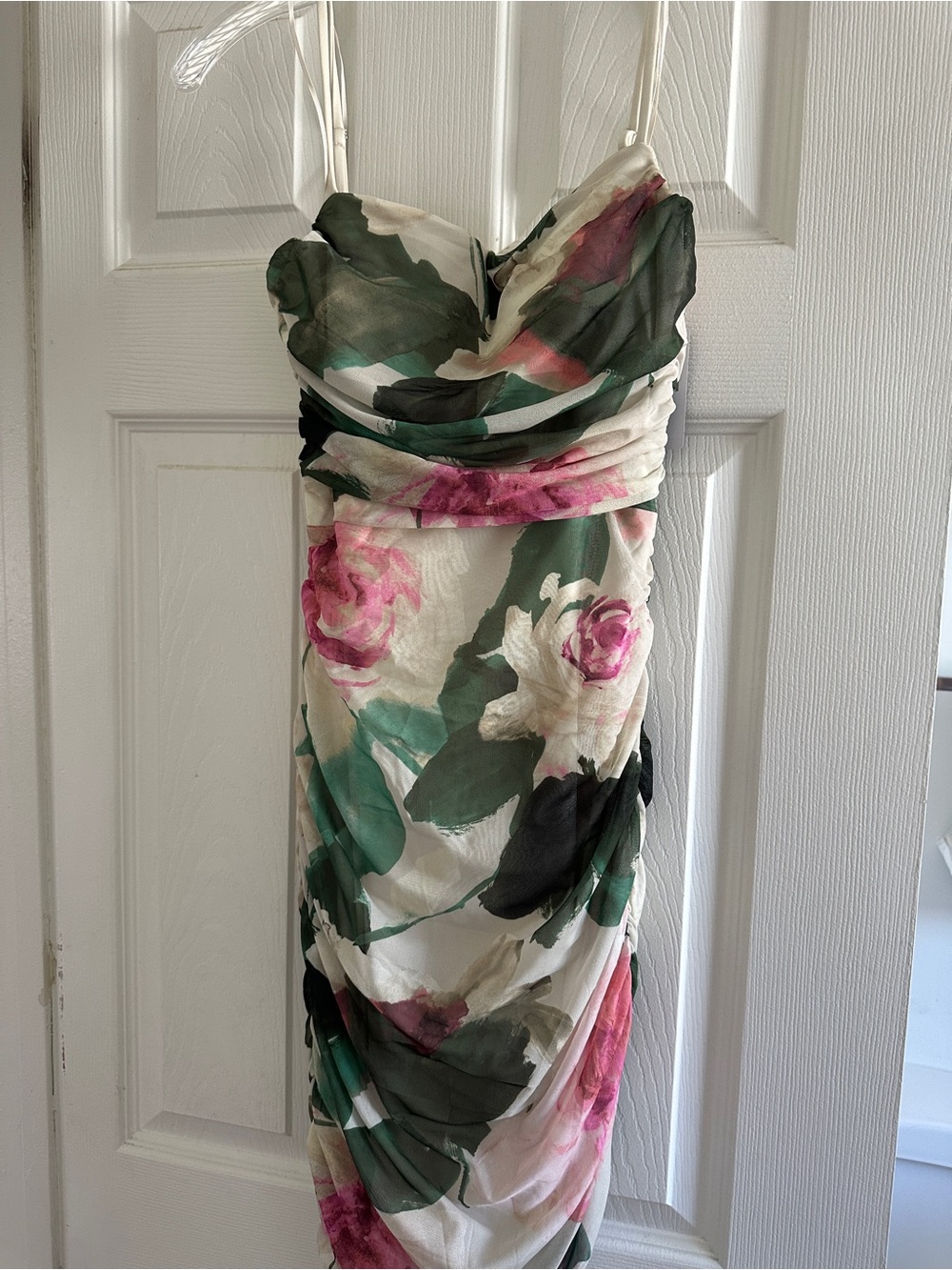 BNWT Express Bodycon Floral Spaghetti Strap Dress (small)